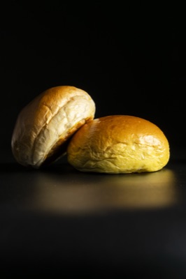 Panes brioche de Briox Baker · dos, apoyados